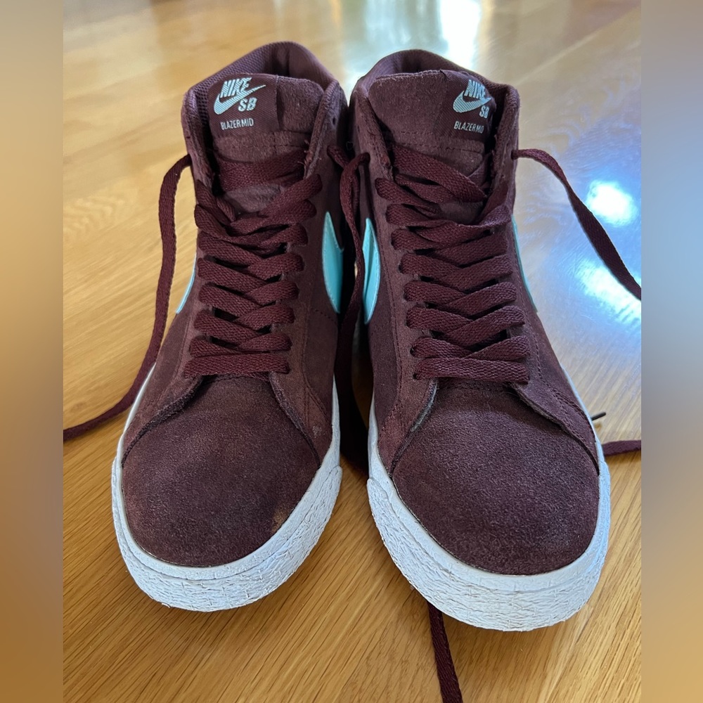 MENS NIKE BLAZERS SIZE 7